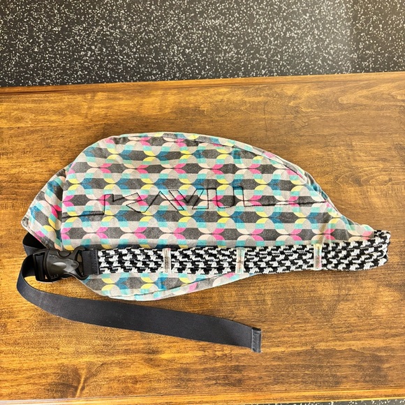 KAVU Rope Sling Bag Multicolor Canvas - Picture 8 of 12